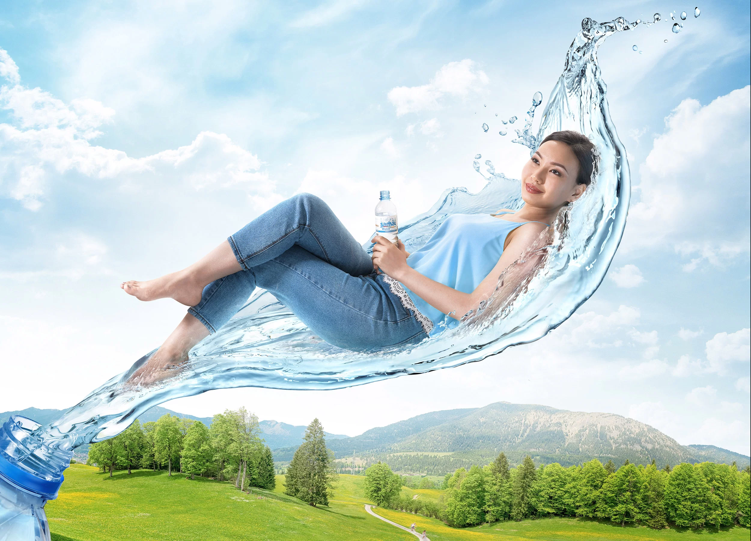 Питьевой канал. Креативная реклама воды. Реклама чистой воды. Реклама питьевой воды. Креативная вода.
