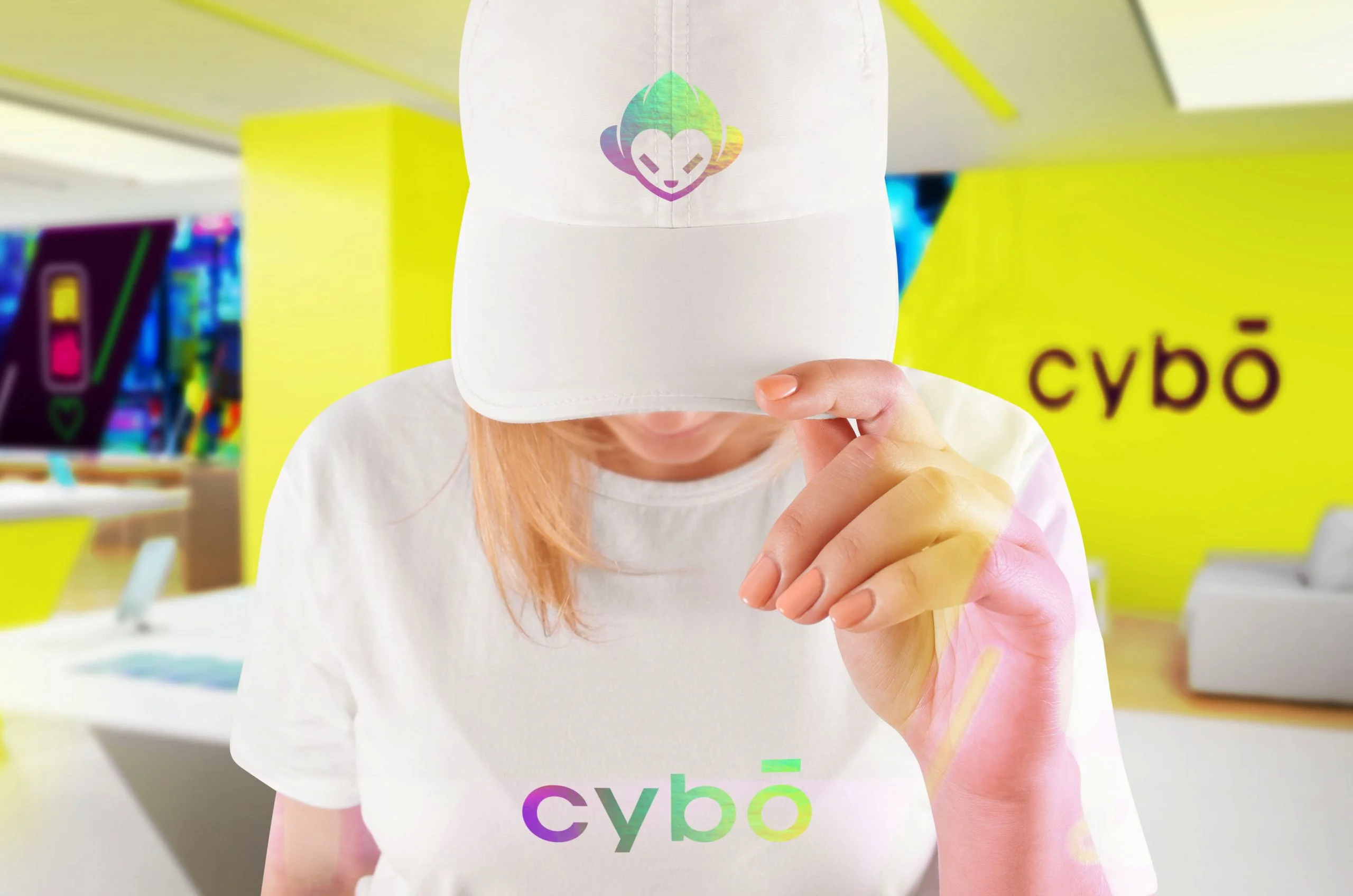 Брендинг магазина гаджетов CYBO